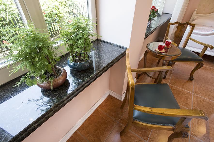 Luna Apartment